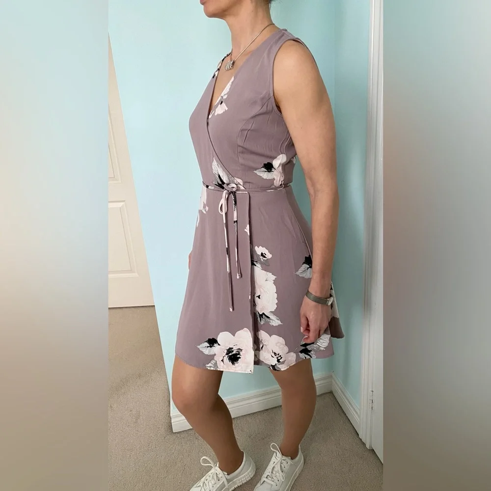 NWOT Dynamite cute mini dress size S - Picture 2 of 11